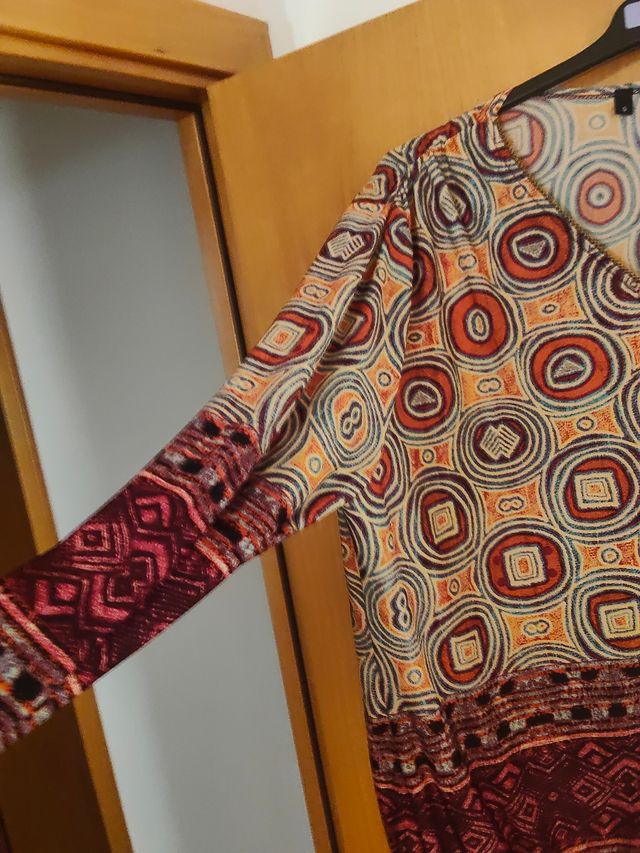 Blusa estampada multicolor talla XL