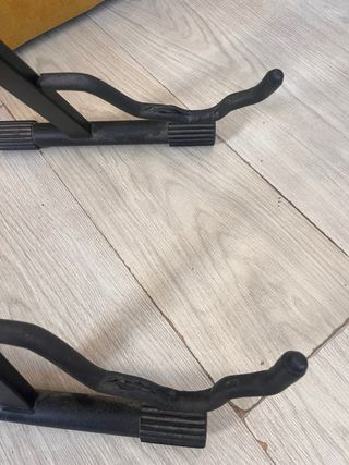 Soporte para guitarra y bajo