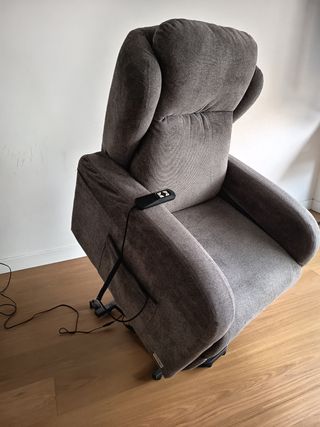 Sillón relax eléctrico reclinable levantapersonas