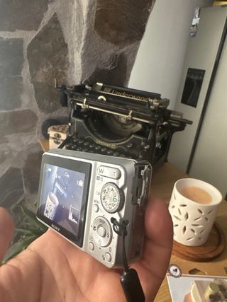 Cámara Sony DSC-S750 Plata