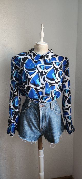 Blusa Vintage Estampada Azul y Negra