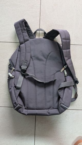 Mochila American Tourister Gris Oficina