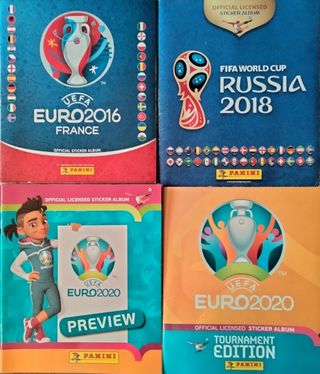 Álbumes de cromos LaLiga Santander y otros.
