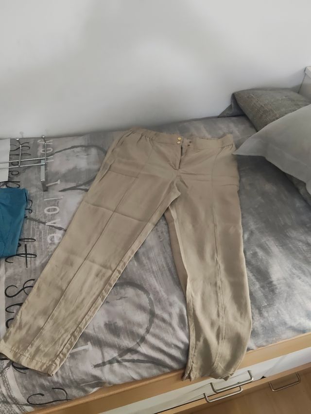 Pantalón beige muy fresquito
