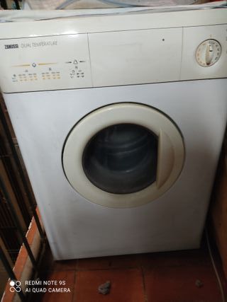 Secadora Zanussi TD4100 Dual Temperatura