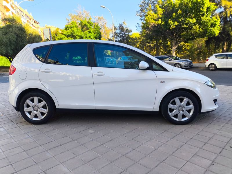 SEAT Altea 1.9 TDI Reference DPF 2009, foto 2
