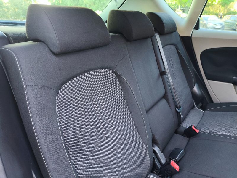 SEAT Altea 1.9 TDI Reference DPF 2009, foto 14
