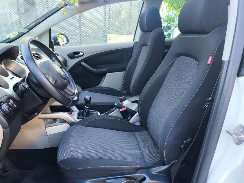 SEAT Altea 1.9 TDI Reference DPF 2009, foto 25