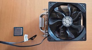 Intel i5-4690K + Cooler Master Hyper 412S