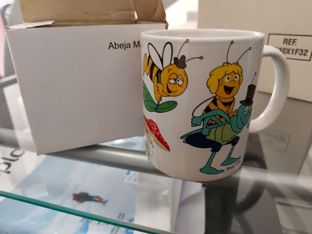 Taza Abeja Maya con setas - Nueva