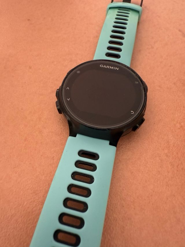 Reloj Garmin Forerunner 735 XT para piezas