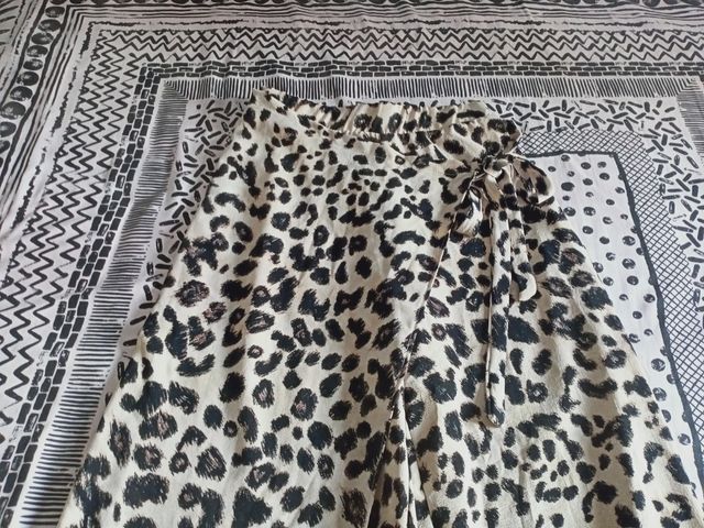 PANTALÓN ZARA, TALLA S.