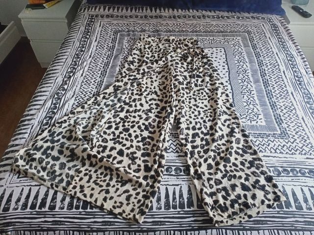 PANTALÓN ZARA, TALLA S.
