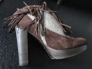 Botines Cuplé Talla 37 con Flecos