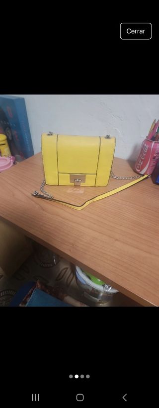 Bolso Amarillo Stradivarius