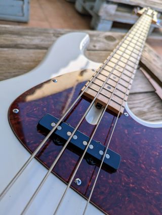 Fodera Emperor J 4 Standard Classic Bajo Eléctrico