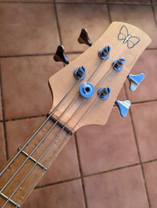 Fodera Emperor J 4 Standard Classic Bajo Eléctrico