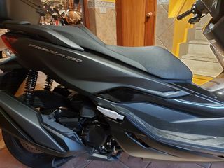 Honda Forza 350