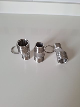 Roscas excéntricas fontanería