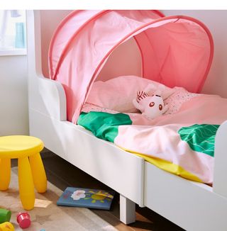Dosel rosa para cama infantil