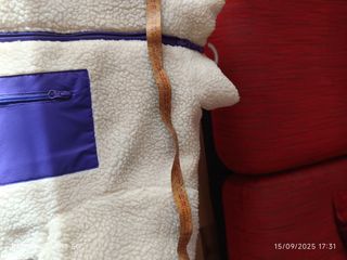 Cazadora Adidas Morada con Forro Polar