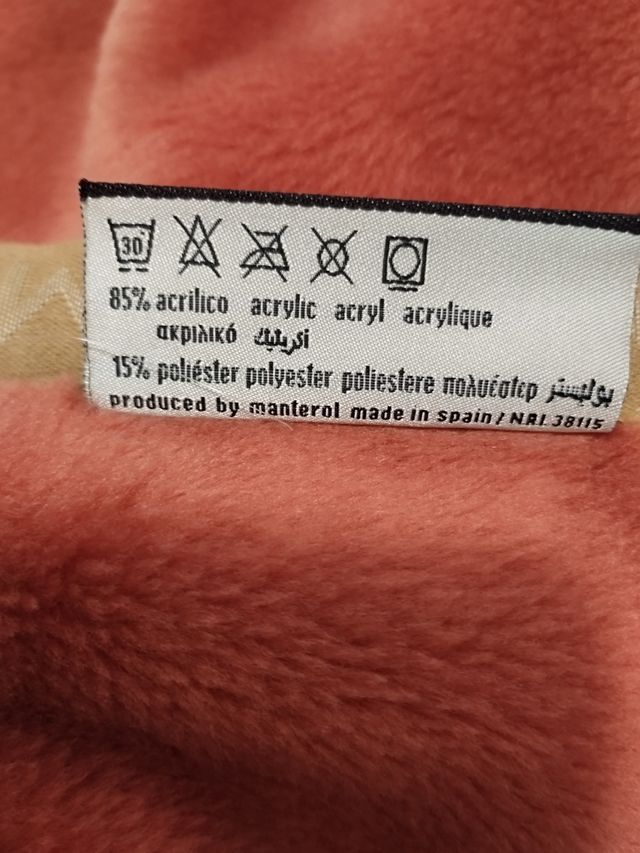 Manta Adolfo Domínguez Grande Naranja