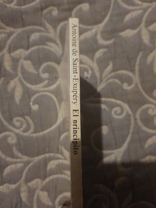   2 libros del  Principito Edición con estuch y 1+
