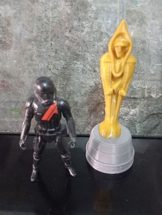  Star Wars 3.75". Estatua Faya Sabio Dwartii.