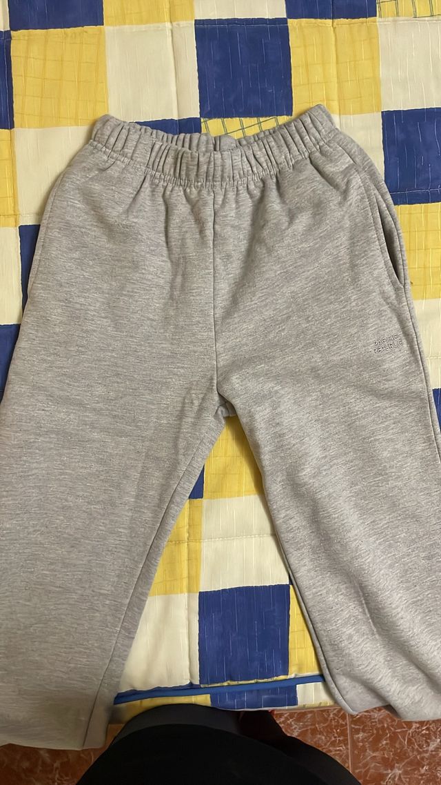 Pantalón de chándal gris