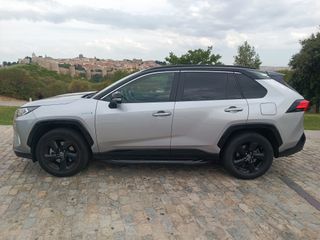 Toyota RAV4 Hibrido Feel TECHO SOLAR 68 mil kms