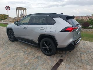 Toyota RAV4 Hibrido Feel TECHO SOLAR 68 mil kms