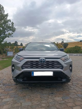 Toyota RAV4 Hibrido Feel TECHO SOLAR 68 mil kms