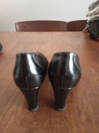 ZENDRA BASIC Zapatos de Salón Tacón Negro