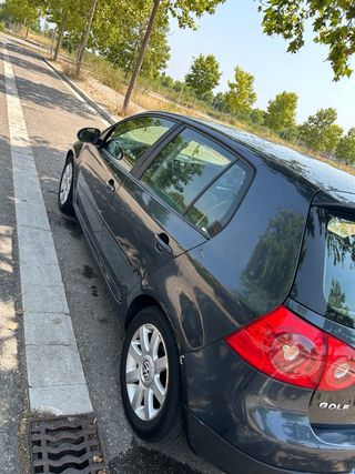 Volkswagen Golf 2005