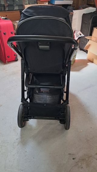 Inglesina Aptica Silla y Capazo color Minding Nigh