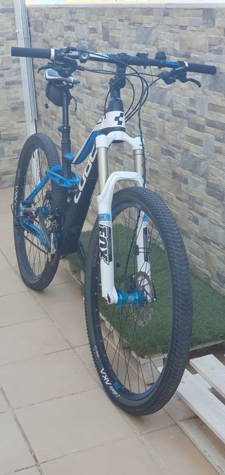 CUBE STEREO 140 CARBONO HPC 29 Doble Suspensión
