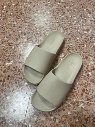 Chanclas Adidas Adilette Lumia Beige