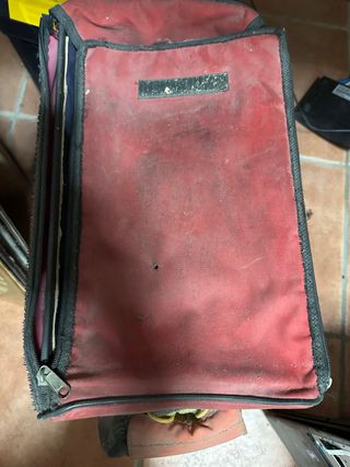 Borsa + 30 Vinili genere(Techno,Commerciale,house)