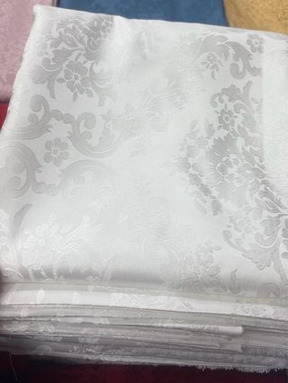 Tessuto damascato bianco