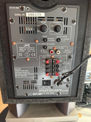 Home Cinema JVC DVD + Subwoofer Plata