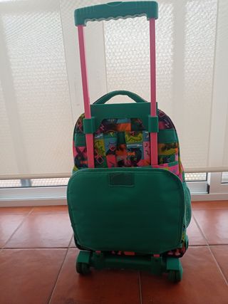 Mochila escolar Totto con carrito y estuche