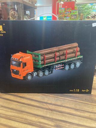 Camión de troncos RC 1/18 Huina nuevo