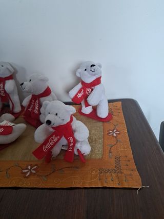 Orsetti peluche Coca-Cola con sciarpe