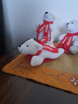 Orsetti peluche Coca-Cola con sciarpe