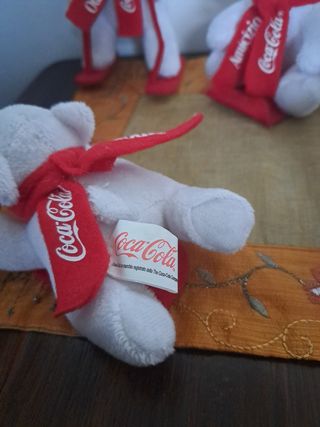 Orsetti peluche Coca-Cola con sciarpe