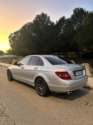 Mercedes-Benz Clase C 2008