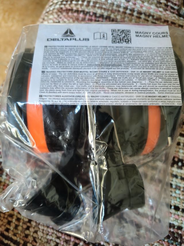 Casco Delta Plus Magny Helmet 2 SNR30 NRR25