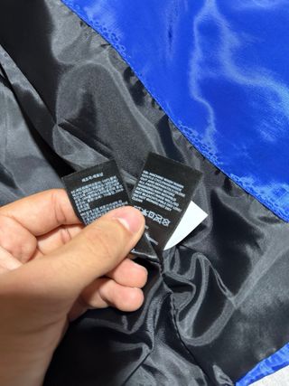 Chaqueta The North Face Azul y Negra