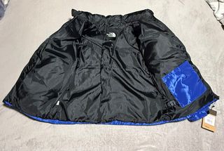 Chaqueta The North Face Azul y Negra