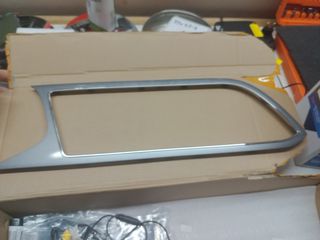 Embellecedor Pantalla Seat León MK3 5F Original